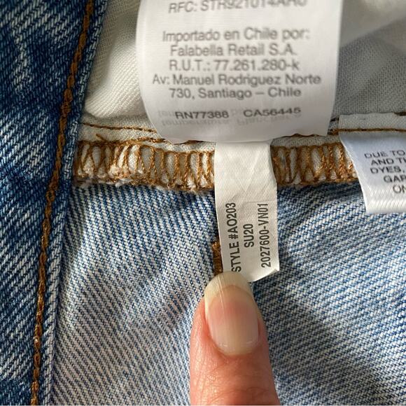 Madewell The Perfect Jean Short in Hedrick Wash Size 27 Raw Hem High Rise - Picture 10 of 16